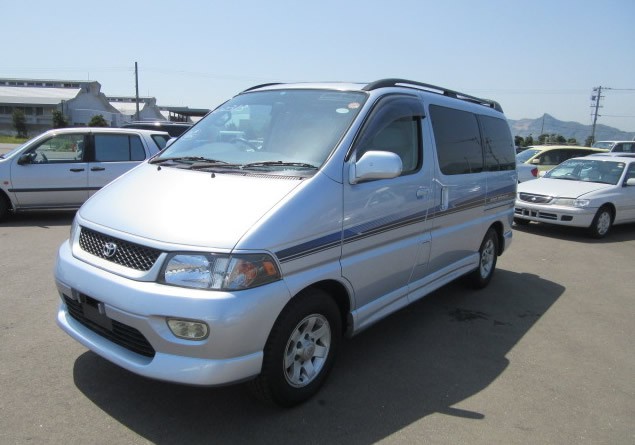 1998 TOYOTA REGIUS WAGON