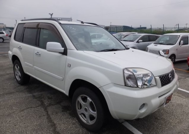 2004 NISSAN X-TRAIL